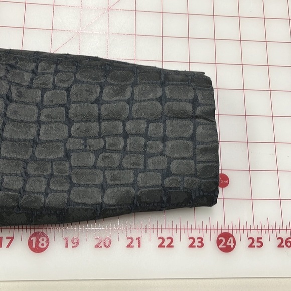 CHICO'S Sephia Croc Embossed Charcoal/Black Subtle Sheen Blazer SZ M (8) - Picture 13 of 16